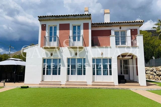 4 soverom Villa til salgs i Benidorm med svømmebasseng garasje - € 810 000 (Ref: 8948094)