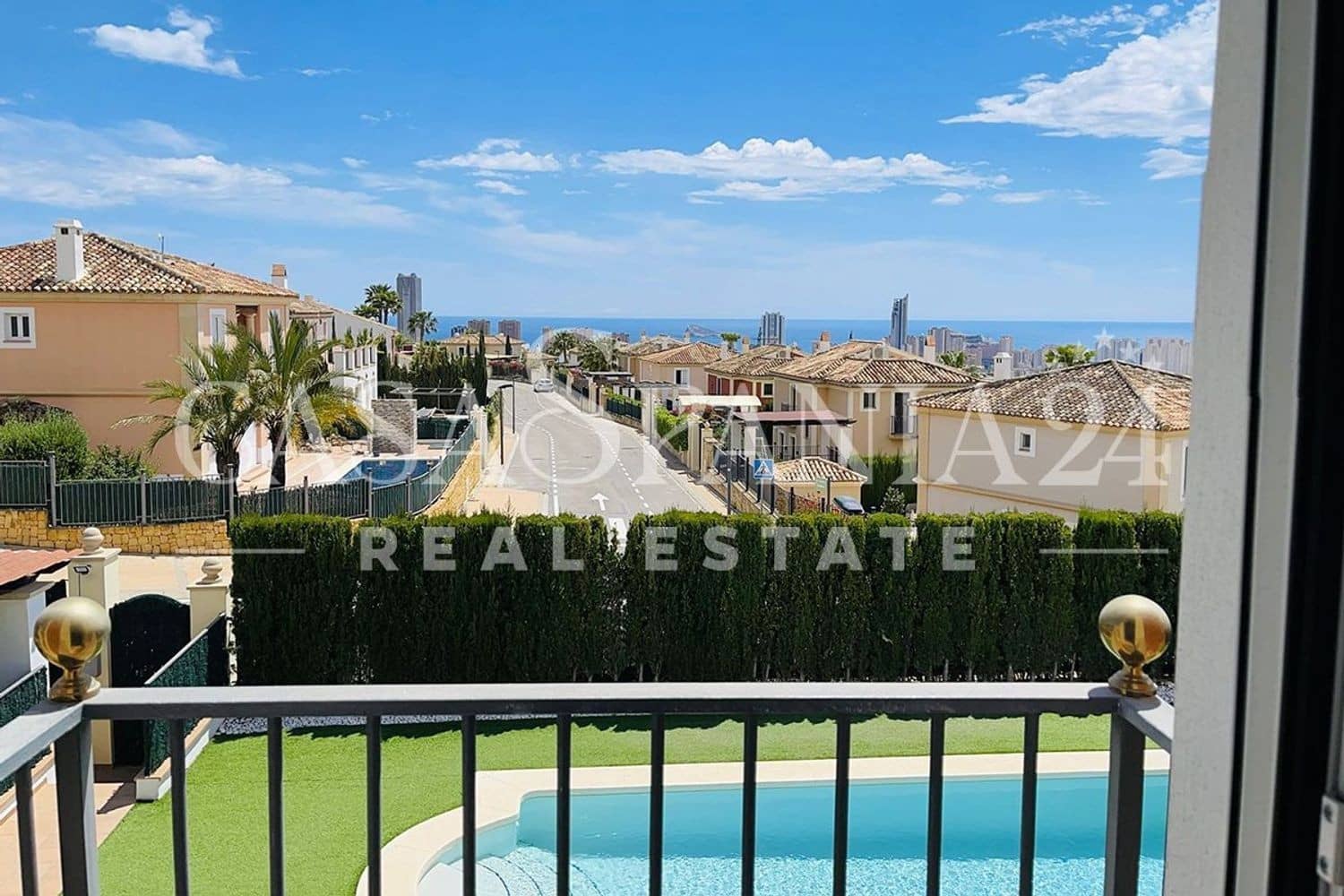 4 soverom Villa til salgs i Benidorm med svømmebasseng garasje - € 810 000 (Ref: 8948094)