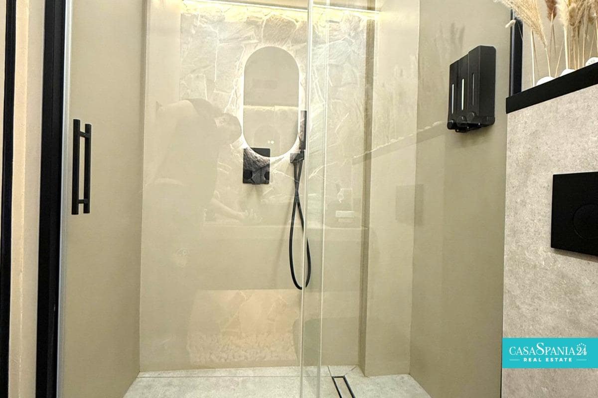 3 slaapkamer Flat te koop in Alicante stad - € 620.000 (Ref: 9002263)