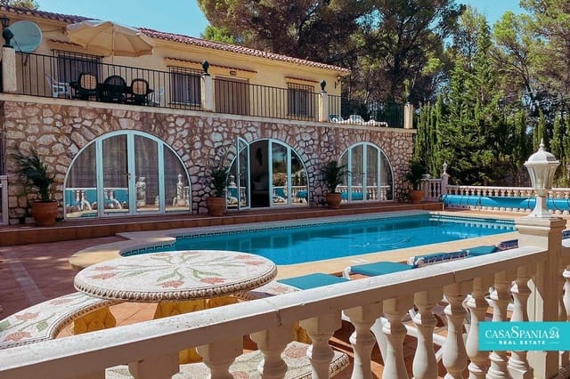 5 soveværelse Finca/Landehus til salg i Benimantell med swimmingpool garage - € 335.000 (Ref: 9002264)