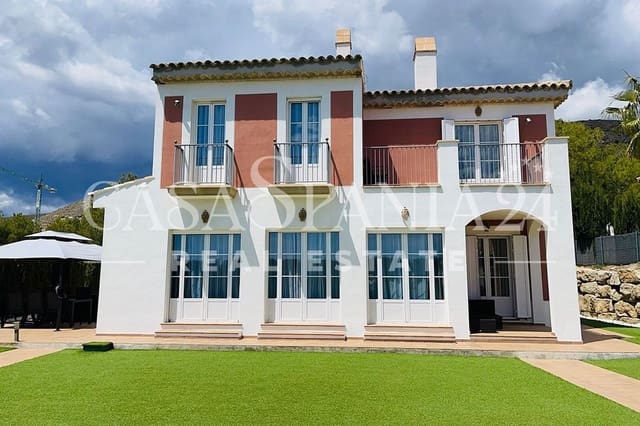 4 Zimmer Villa zu verkaufen in Finestrat mit Pool - 810.000 € (Ref: 9002272)