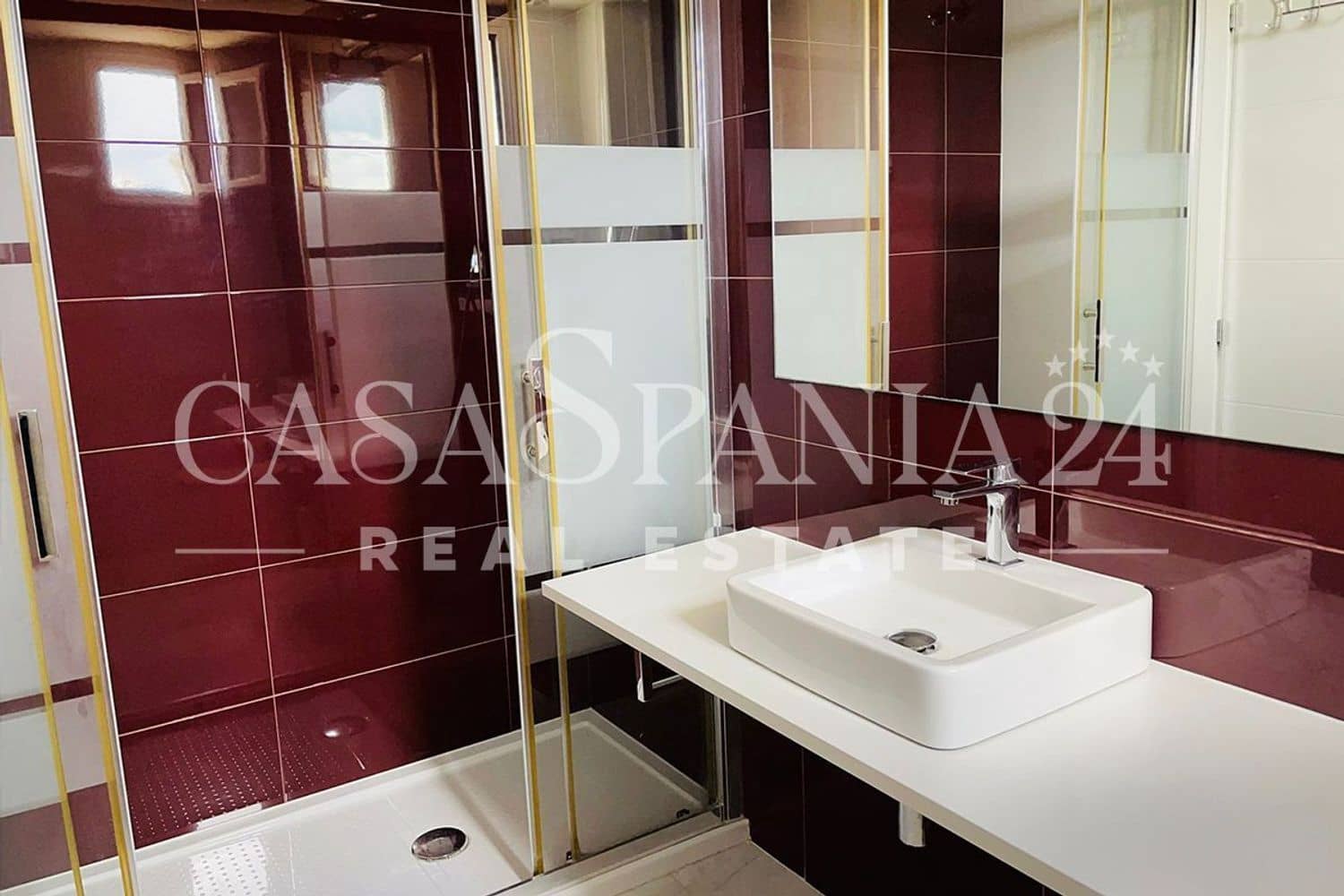 4 Zimmer Villa zu verkaufen in Finestrat mit Pool - 810.000 € (Ref: 9002272)