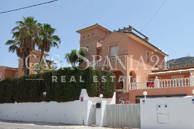 4 bedroom Villa for sale in Albir, Alfaz del Pi / L'Alfàs del Pi with pool garage - € 665,000 (Ref: 9002273)