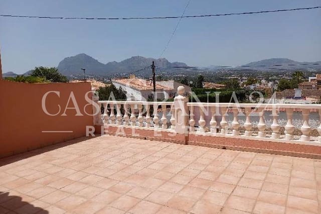 4 bedroom Villa for sale in Albir, Alfaz del Pi / L'Alfàs del Pi with pool garage - € 665,000 (Ref: 9002273)