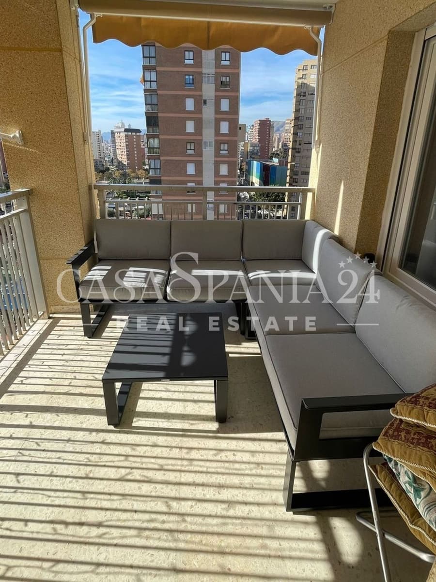 2 soverom Leilighet til salgs i Benidorm med svømmebasseng garasje - € 390 000 (Ref: 9002274)