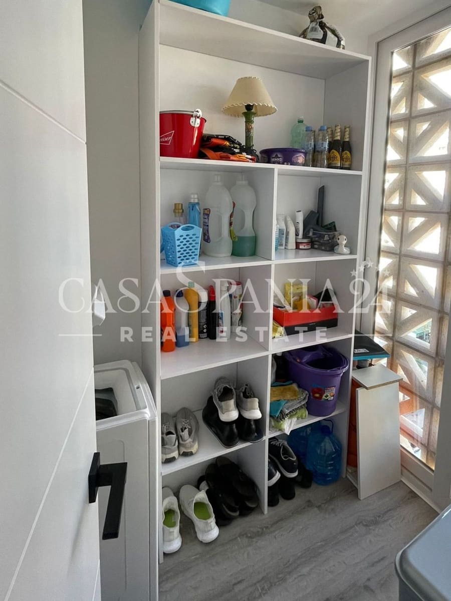 2 soverom Leilighet til salgs i Benidorm med svømmebasseng garasje - € 390 000 (Ref: 9002274)