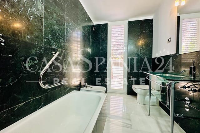 Chalet de 2 habitaciones en La Nucia en venta - 655.000 € (Ref: 9002283)