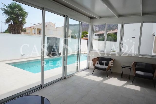 4 chambre Villa/Maison à vendre à Alfaz del Pi / L'Alfàs del Pi avec piscine - 975 000 € (Ref: 9002285)