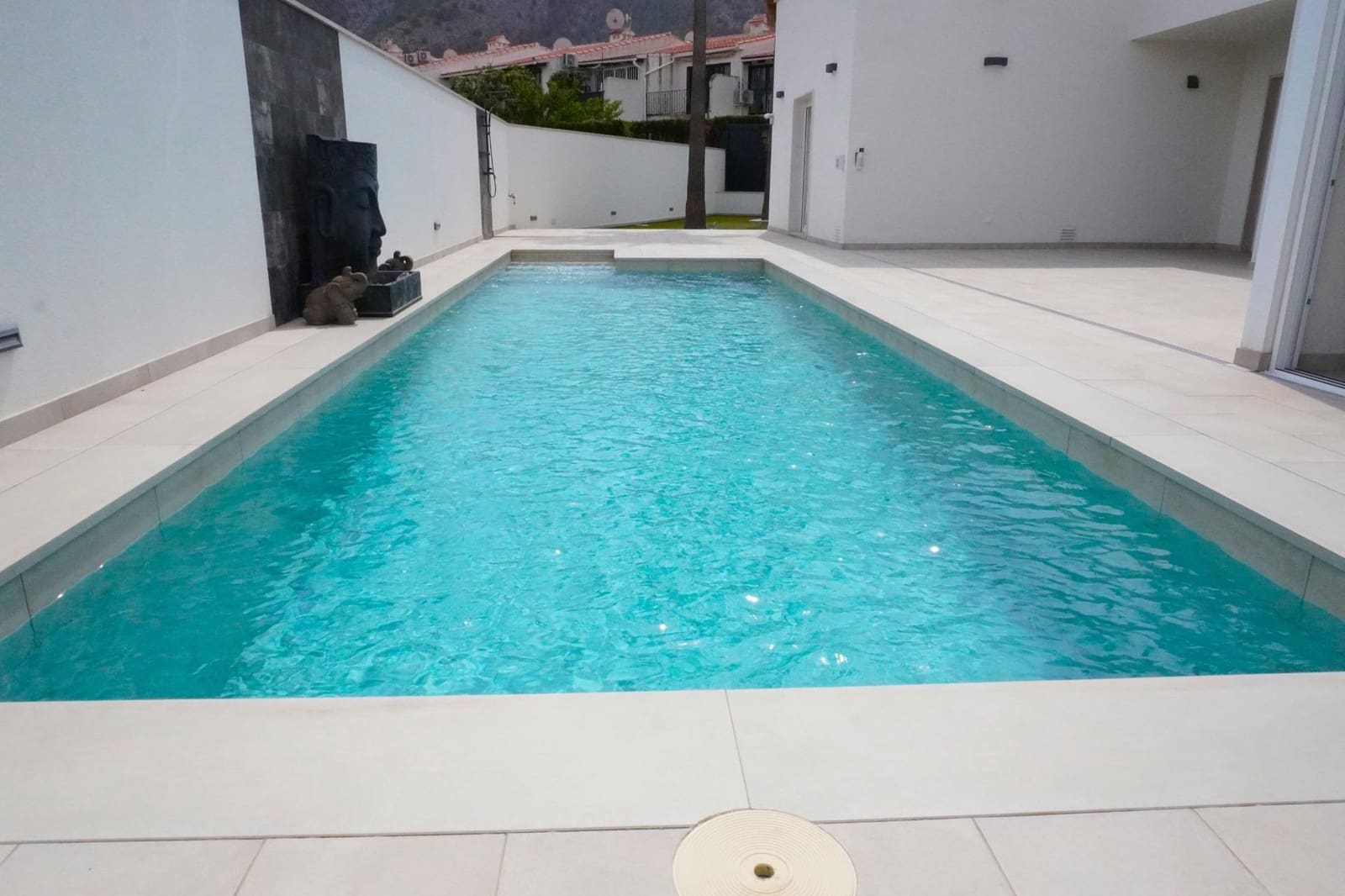 4 chambre Villa/Maison à vendre à Alfaz del Pi / L'Alfas del Pi avec piscine - 975 000 € (Ref: 9002285)