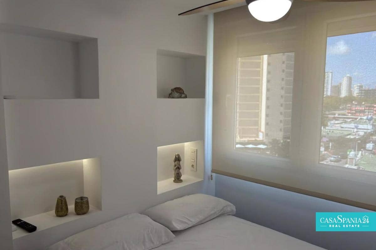 2 bedroom Apartment for sale in Benidorm - € 263,000 (Ref: 9002287)