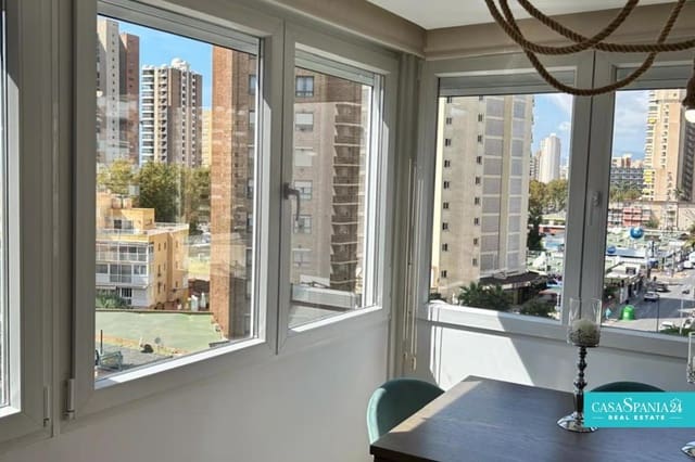 2 bedroom Apartment for sale in Playa Levante, Benidorm - € 263,000 (Ref: 9002287)