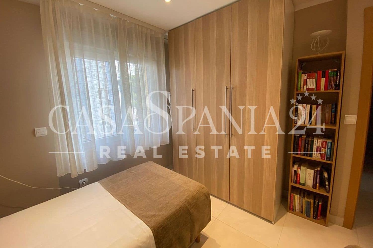 2 soveværelse Lejlighed til salg i Benidorm med swimmingpool garage - € 279.000 (Ref: 9005356)