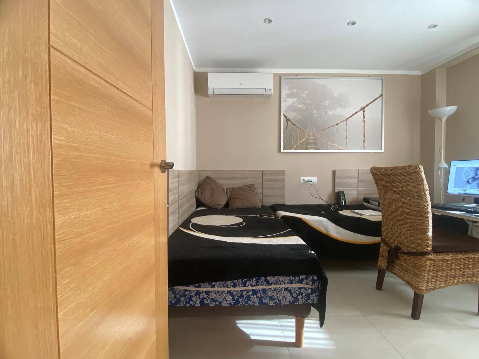 2 soveværelse Lejlighed til salg i Benidorm med swimmingpool garage - € 279.000 (Ref: 9005356)