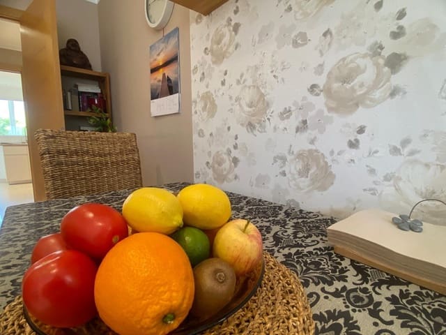 2 soveværelse Lejlighed til salg i Playa Poniente, Benidorm med swimmingpool - € 274.000 (Ref: 9005356)