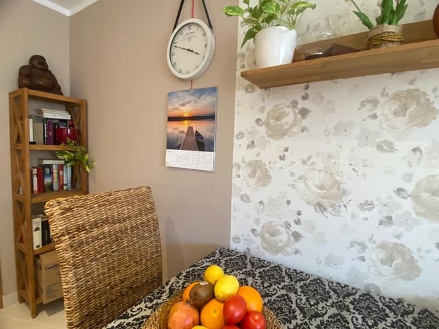 2 soveværelse Lejlighed til salg i Playa Poniente, Benidorm med swimmingpool - € 274.000 (Ref: 9005356)