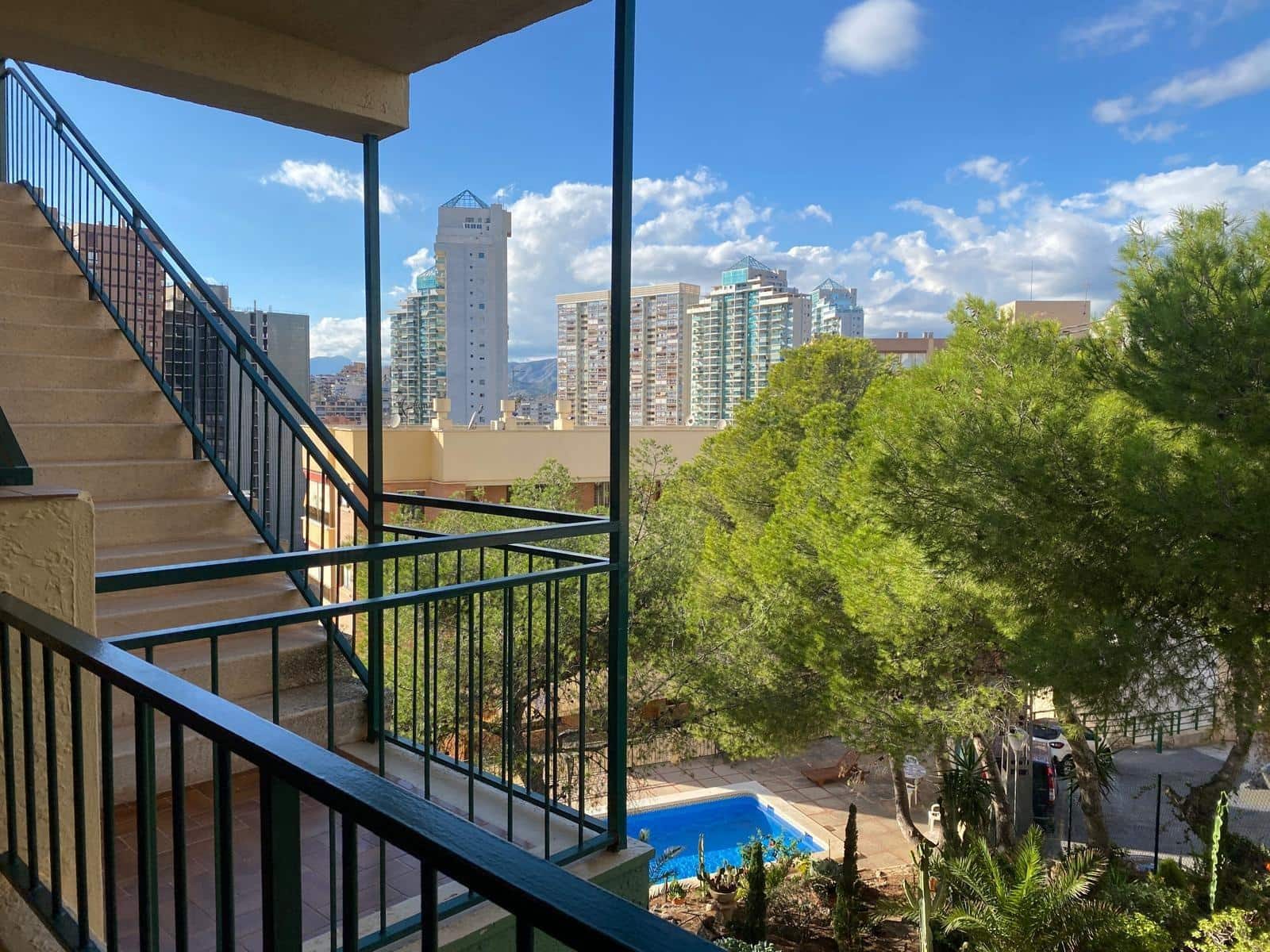 2 soverom Leilighet til salgs i Benidorm med svømmebasseng - € 274 000 (Ref: 9005356)