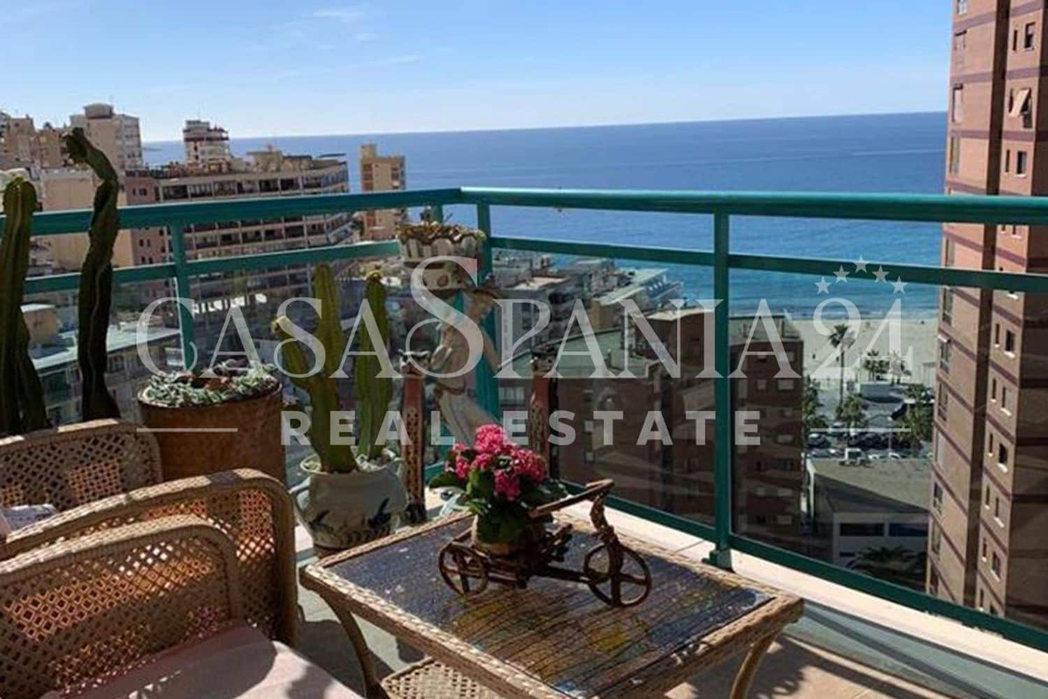 4 soveværelse Lejlighed til salg i La Villajoyosa / Vila Joiosa med swimmingpool - € 350.000 (Ref: 9005357)