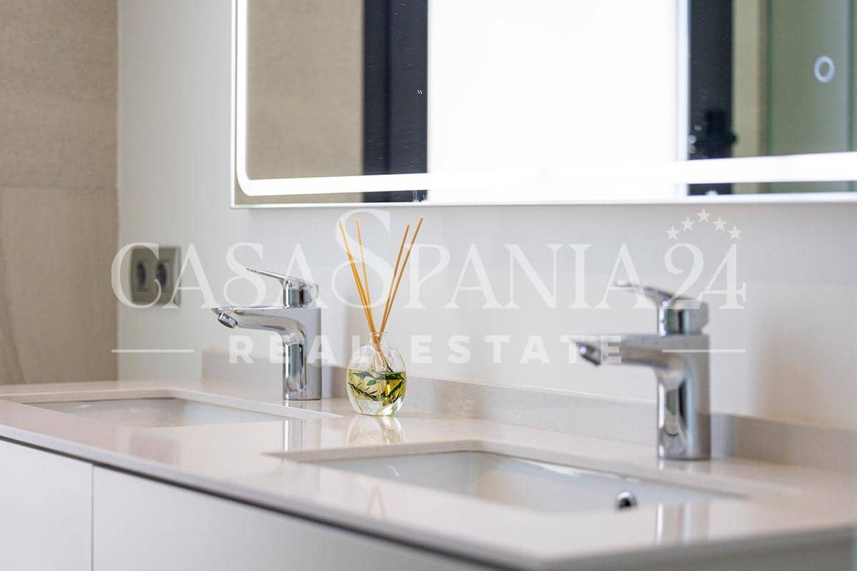 4 soverom Villa til salgs i Finestrat med svømmebasseng - € 1 090 000 (Ref: 9012298)