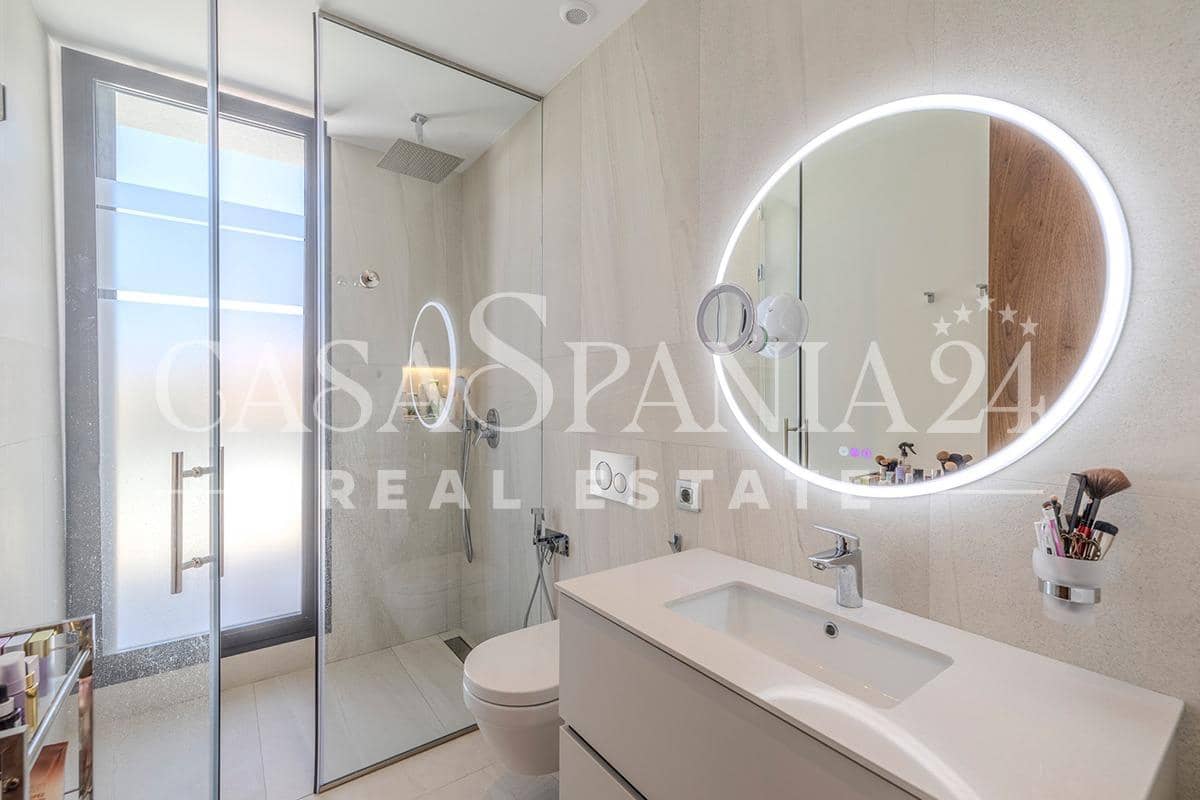 4 soverom Villa til salgs i Finestrat med svømmebasseng - € 1 090 000 (Ref: 9012298)