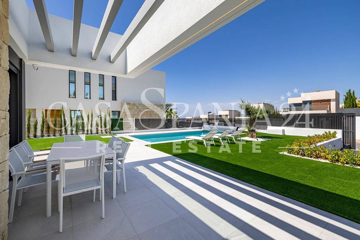 4 soverom Villa til salgs i Finestrat med svømmebasseng - € 1 090 000 (Ref: 9012298)