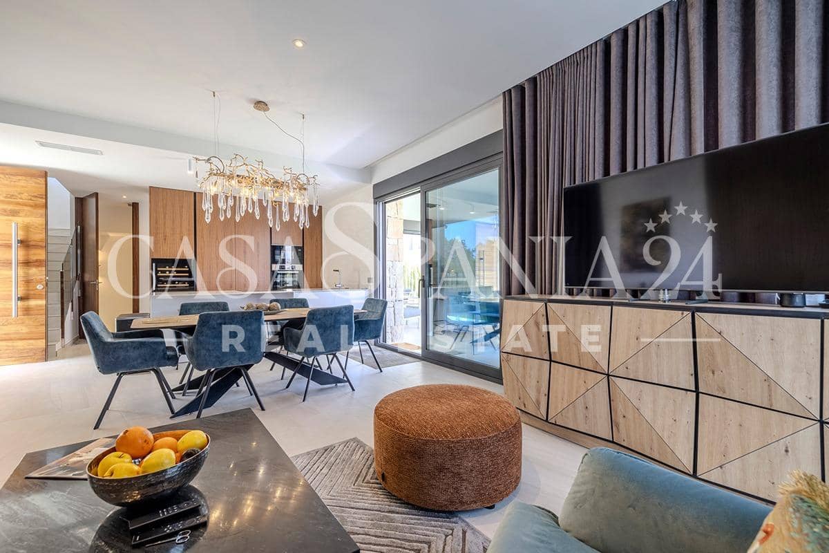 4 soverom Villa til salgs i Finestrat med svømmebasseng - € 1 090 000 (Ref: 9012298)