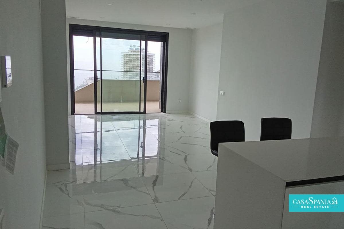 2 bedroom Apartment for sale in Benidorm with pool garage - € 519,000 (Ref: 9014555)