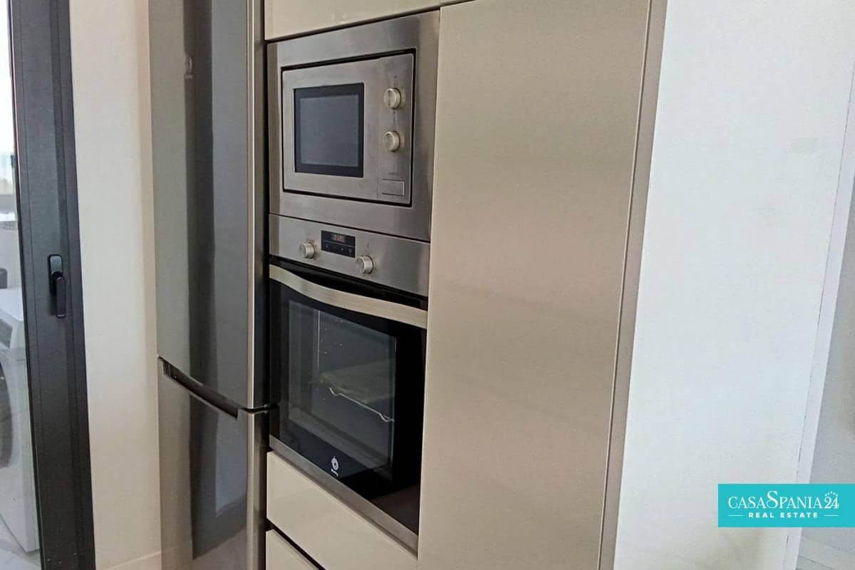 2 bedroom Apartment for sale in Benidorm with pool garage - € 519,000 (Ref: 9014555)