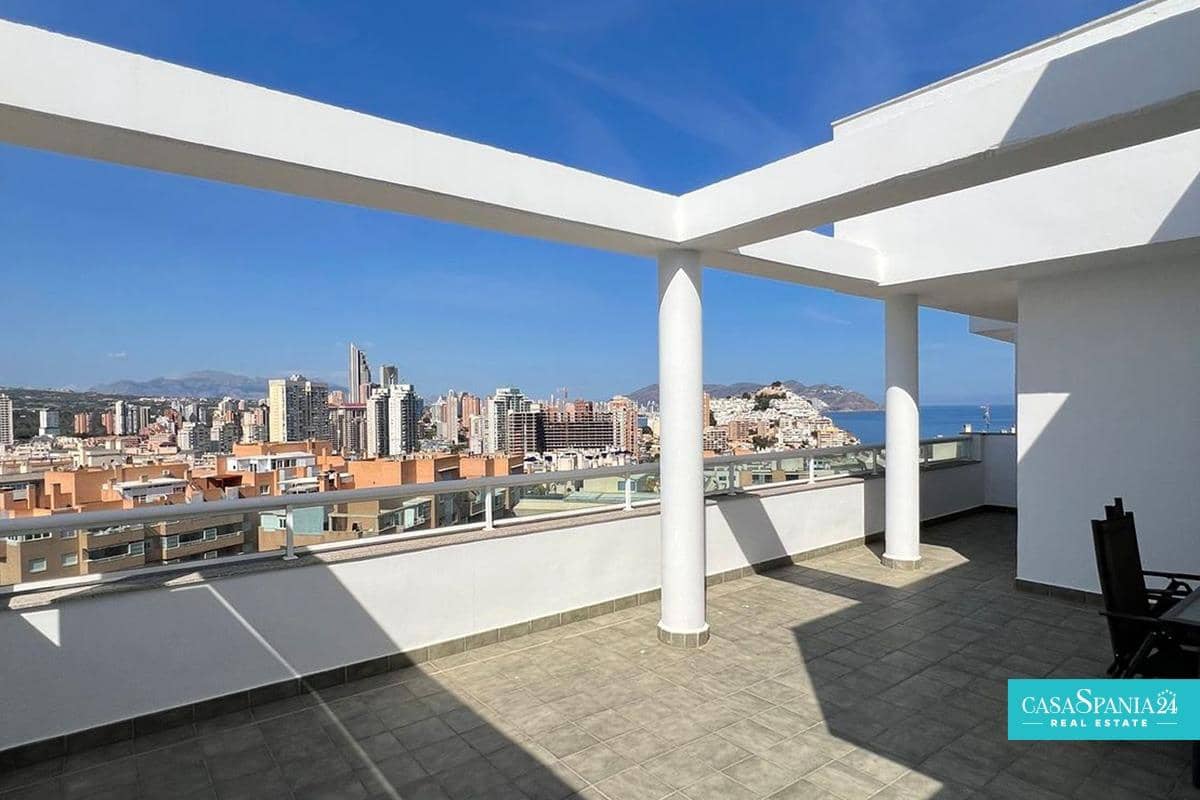 3 soverom Penthouse til salgs i Benidorm med svømmebasseng garasje - € 490 000 (Ref: 9017350)