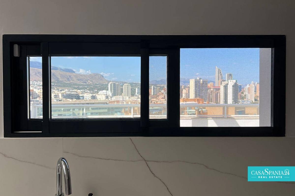 3 soverom Penthouse til salgs i Benidorm med svømmebasseng garasje - € 490 000 (Ref: 9017350)
