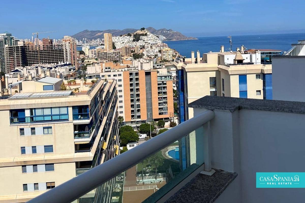 3 soverom Penthouse til salgs i Benidorm med svømmebasseng garasje - € 490 000 (Ref: 9017350)
