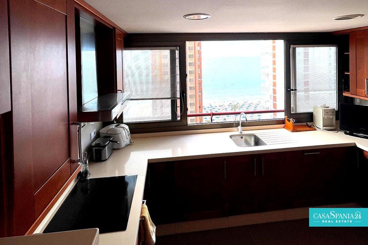 3 soveværelse Lejlighed til salg i Benidorm med garage - € 499.000 (Ref: 9026563)