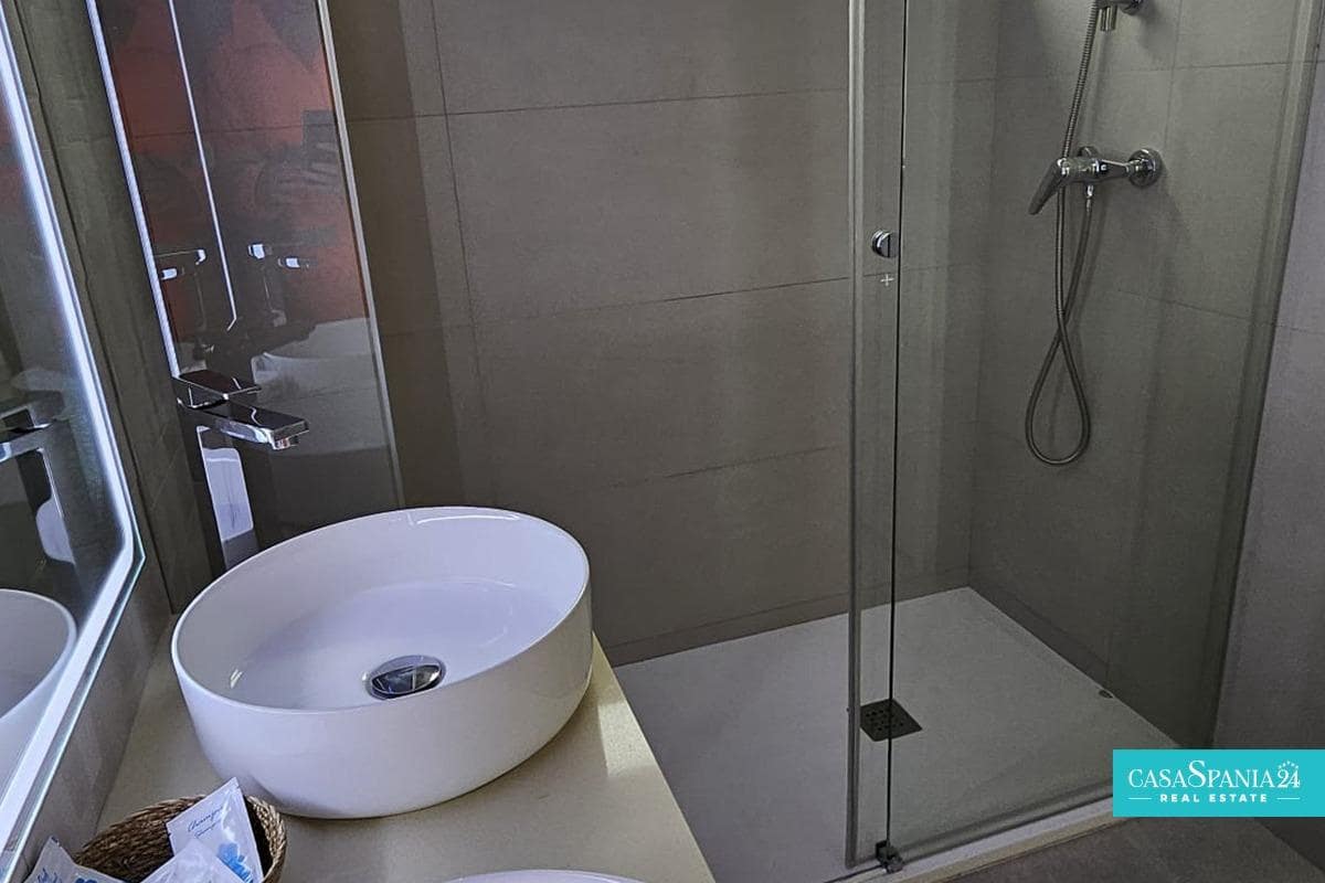 2 bedroom Apartment for sale in Finestrat with pool - € 299,000 (Ref: 9057796)