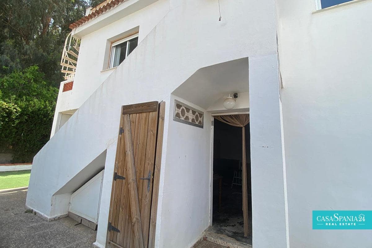 3 sypialnia Dom na sprzedaż w Albir z basenem garażem - 440 000 € (Ref: 9059628)