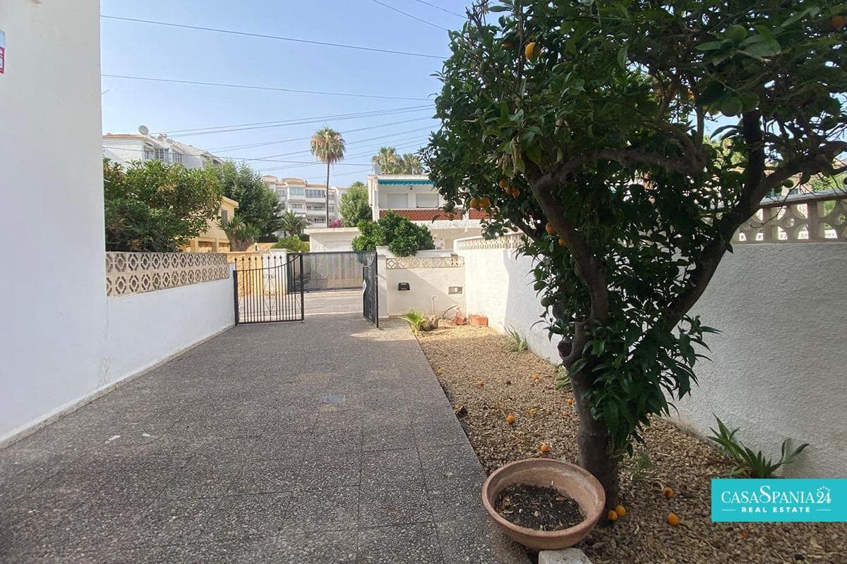 3 sypialnia Dom na sprzedaż w Albir z basenem garażem - 440 000 € (Ref: 9059628)