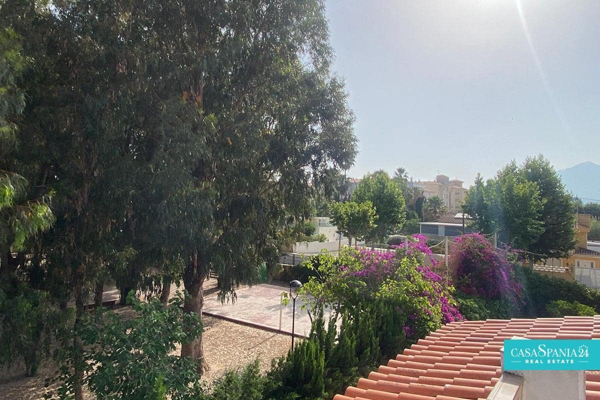 3 sypialnia Dom na sprzedaż w Albir z basenem garażem - 440 000 € (Ref: 9059628)