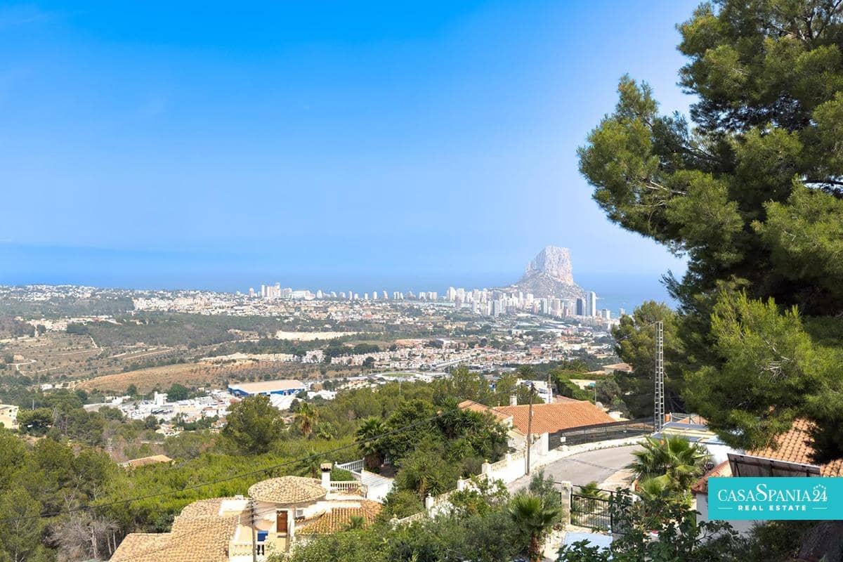 5 makuuhuone Huvila myytävänä paikassa Calpe / Calp mukana uima-altaan - 1 575 000 € (Ref: 9065398)