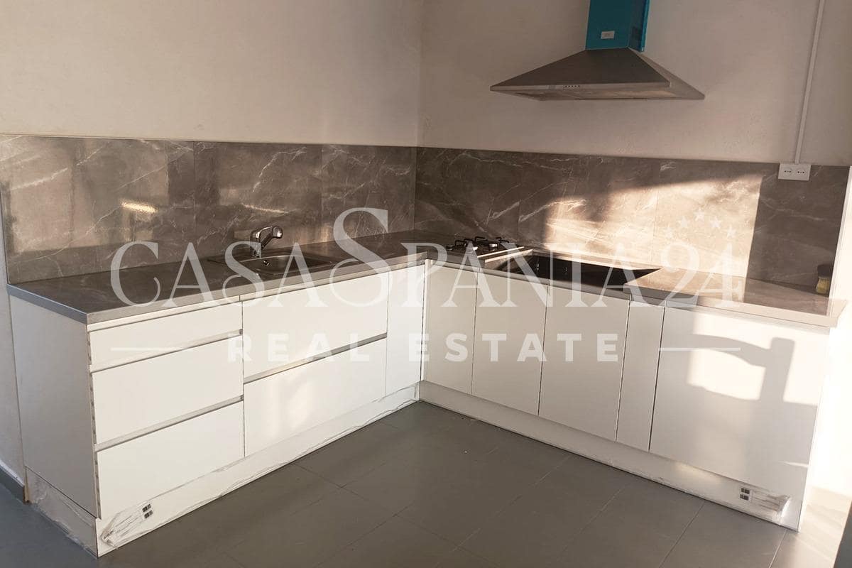 5 slaapkamer Villa te koop in Monforte del Cid met zwembad garage - € 479.000 (Ref: 9099301)