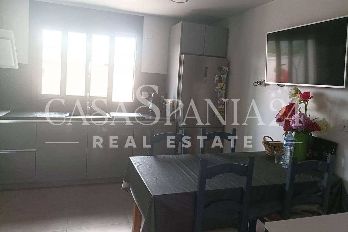 5 slaapkamer Villa te koop in Monforte del Cid met zwembad garage - € 479.000 (Ref: 9099301)