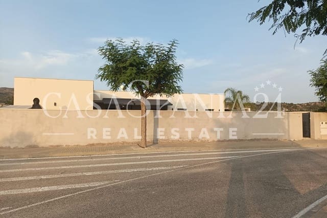 5 slaapkamer Villa te koop in Monforte del Cid met zwembad garage - € 479.000 (Ref: 9099301)