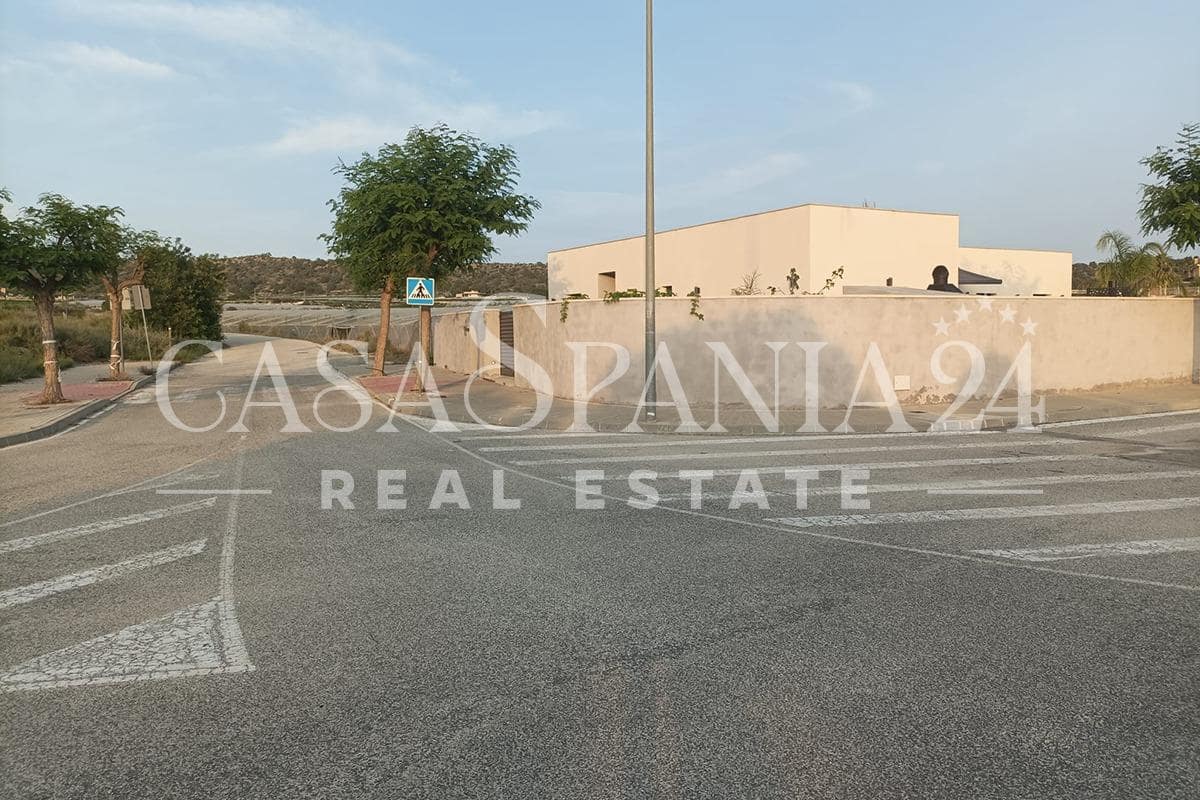 5 slaapkamer Villa te koop in Monforte del Cid met zwembad garage - € 479.000 (Ref: 9099301)