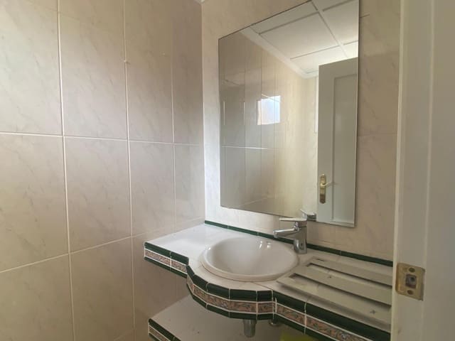 5 slaapkamer Rijtjeshuis te koop in El Campello met zwembad garage - € 776.000 (Ref: 9143144)