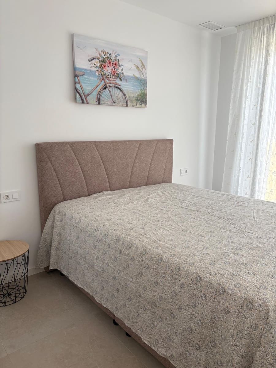 2 bedroom Apartment for rent in Finestrat with garage - € 2,000 (Ref: 9310284)