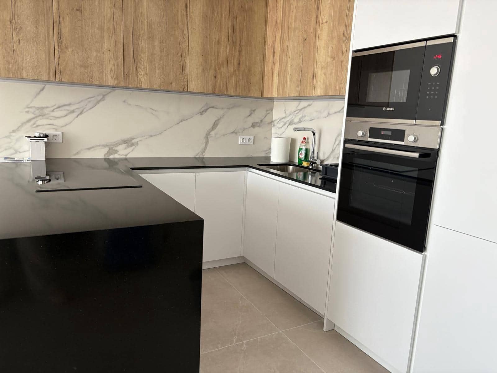 2 bedroom Apartment for rent in Finestrat with garage - € 2,000 (Ref: 9310284)