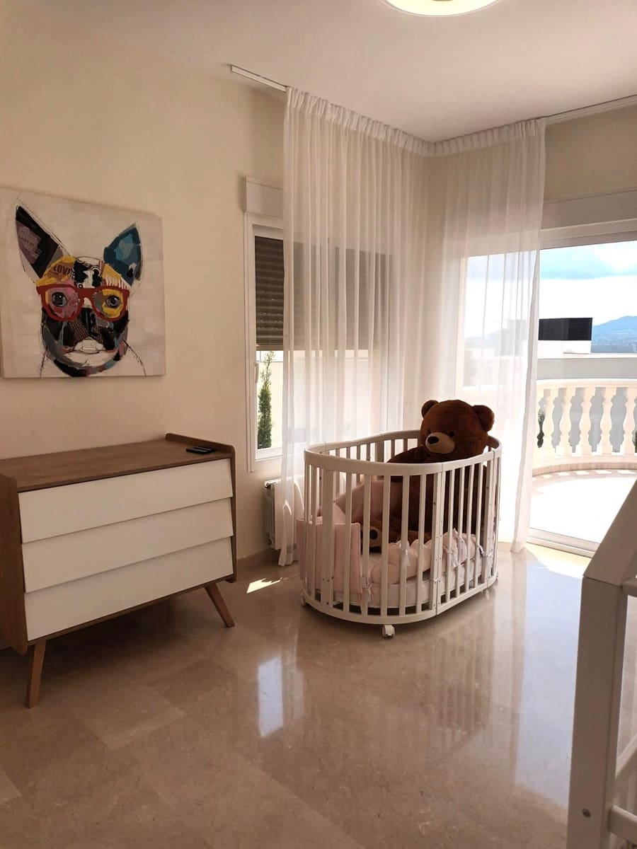 3 Zimmer Villa zu verkaufen in Altea mit Pool Garage - 950.000 € (Ref: 9392077)