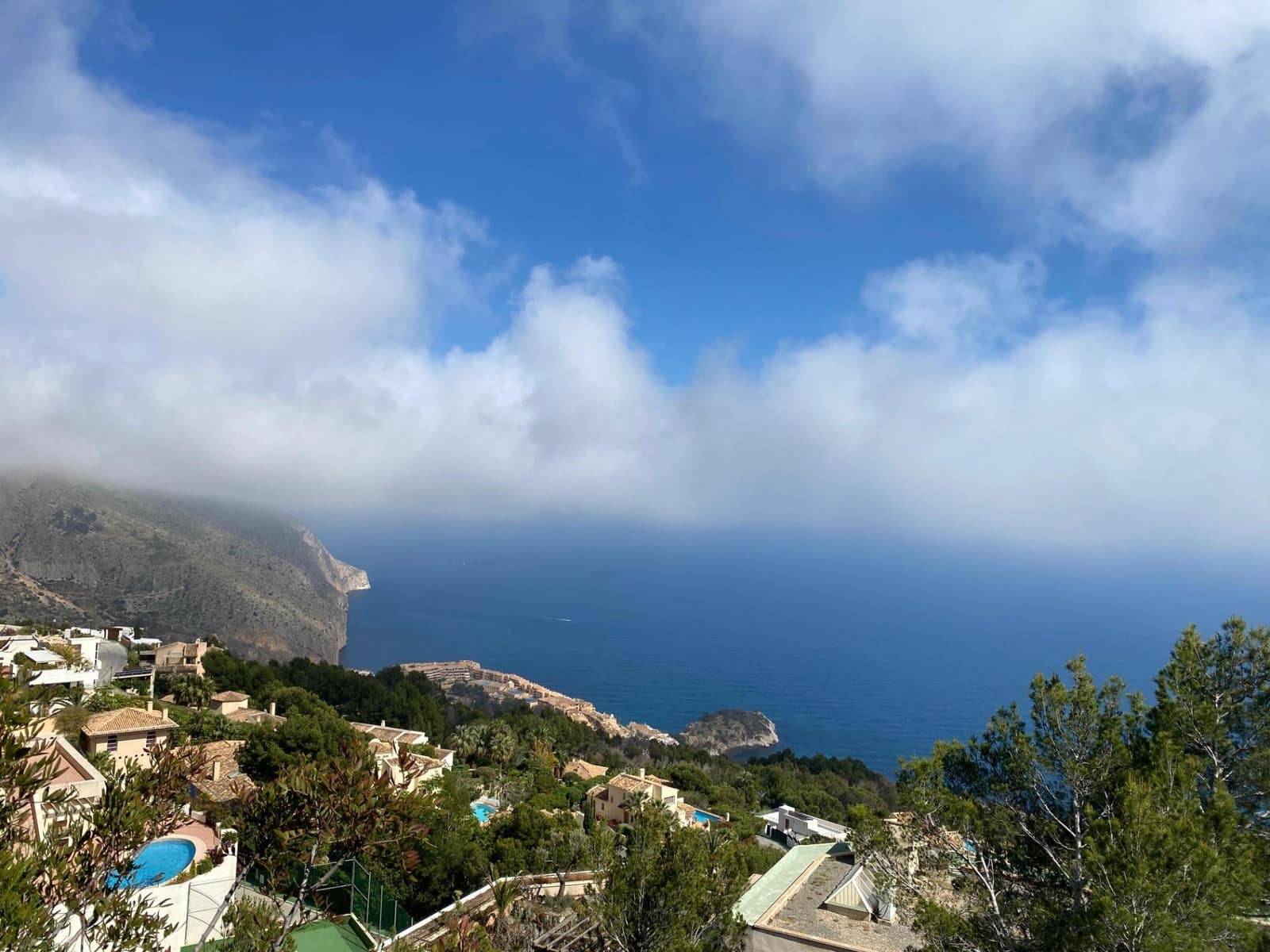 3 Zimmer Villa zu verkaufen in Altea mit Pool Garage - 950.000 € (Ref: 9392077)