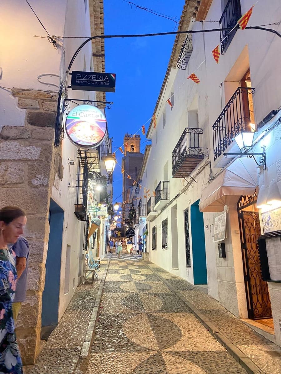 3 Zimmer Villa zu verkaufen in Altea mit Pool Garage - 950.000 € (Ref: 9392077)