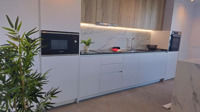 Apartamento de 3 habitaciones en Finestrat en venta con piscina garaje - 520.000 € (Ref: 9406087)