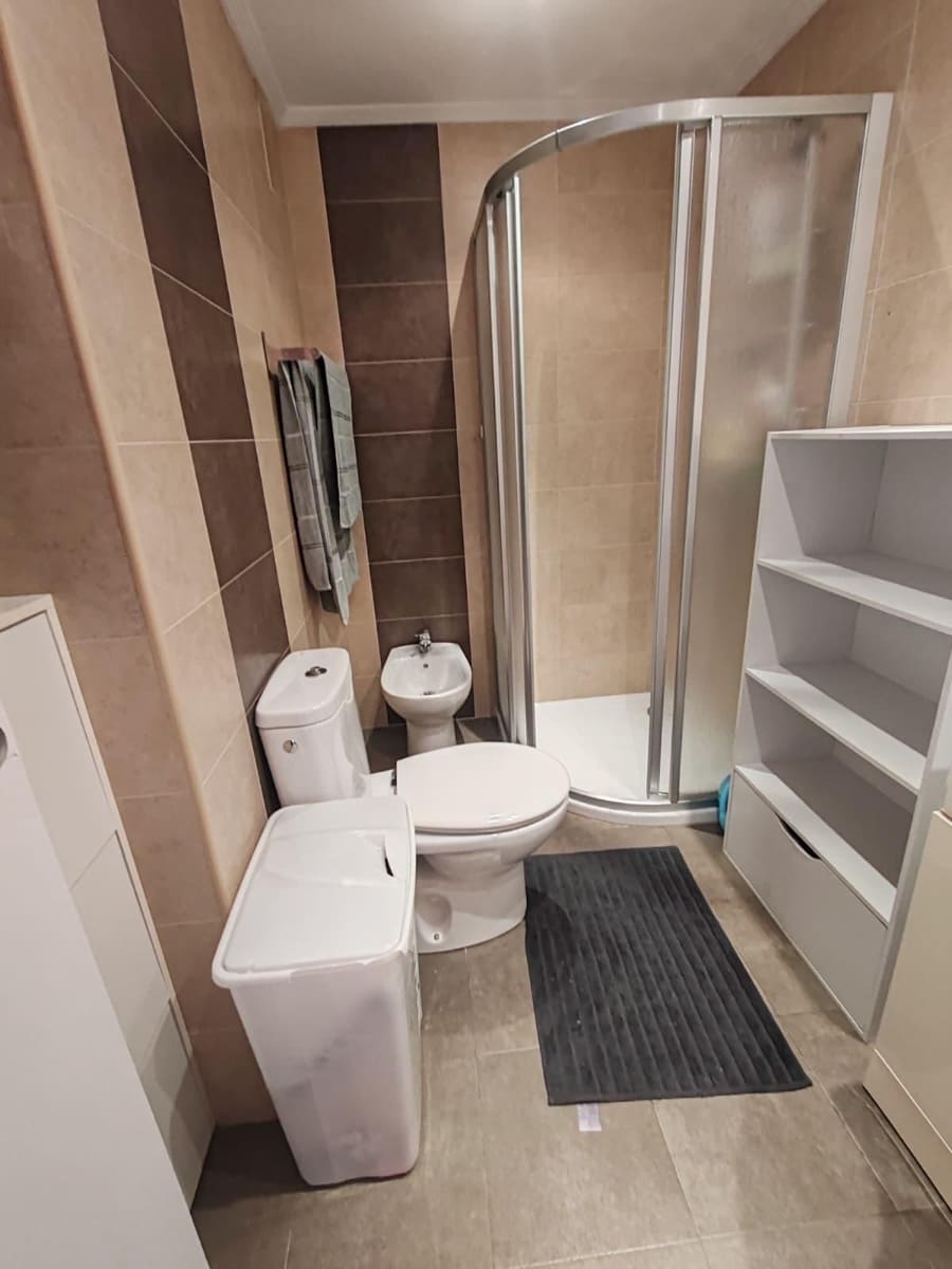 1 bedroom Apartment for rent in Benidorm with pool - € 900 (Ref: 9446626)