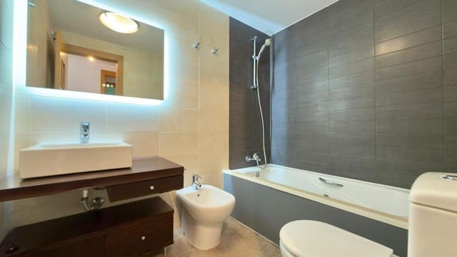 2 bedroom Apartment for sale in Finestrat - € 260,000 (Ref: 9511920)