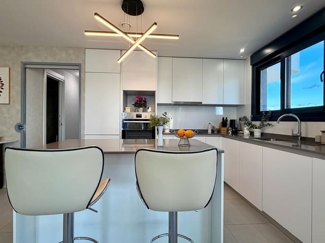 3 sovrum Lägenhet till salu i Via Parque, Benidorm med pool garage - 625 000 € (Ref: 9596407)